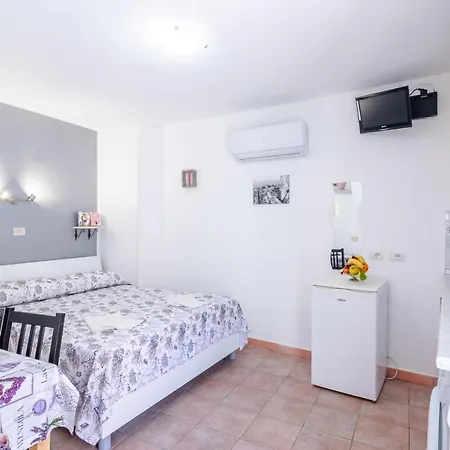 Luna Apartment *